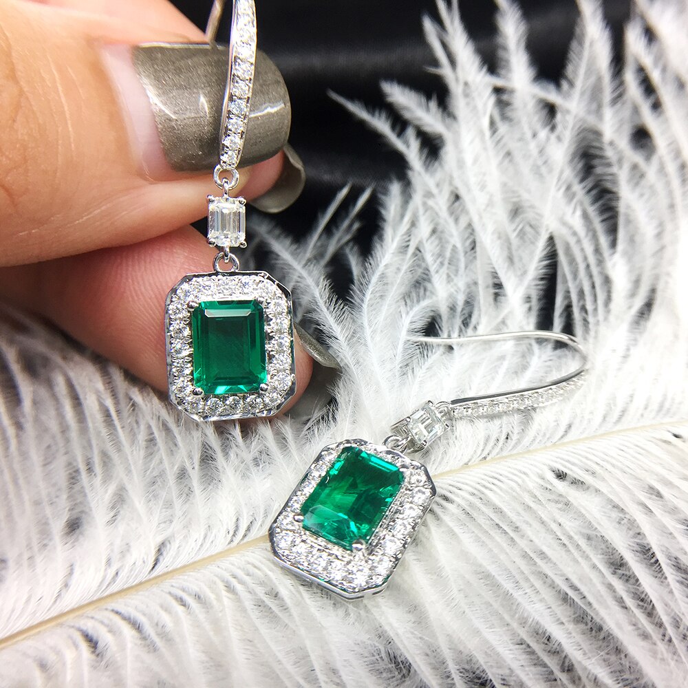 4.0 carat(6*8mm) AAA Lab Grown Colombia Emerald Halo Moissanite side stone earrings