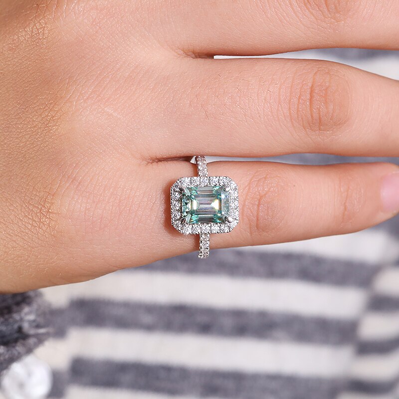 Halo Ring,3.0ct Carat Emerald Cut Engagement Wedding for Women Green Moissanite Diamond Ring Set with 14k Gold